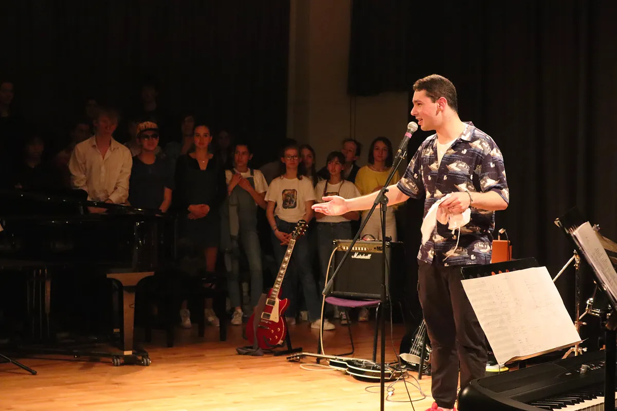 Emre hosting the show